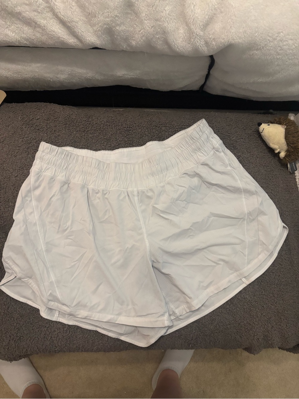 White Women’s Lululemon Athletic Short with Elastic Waistband